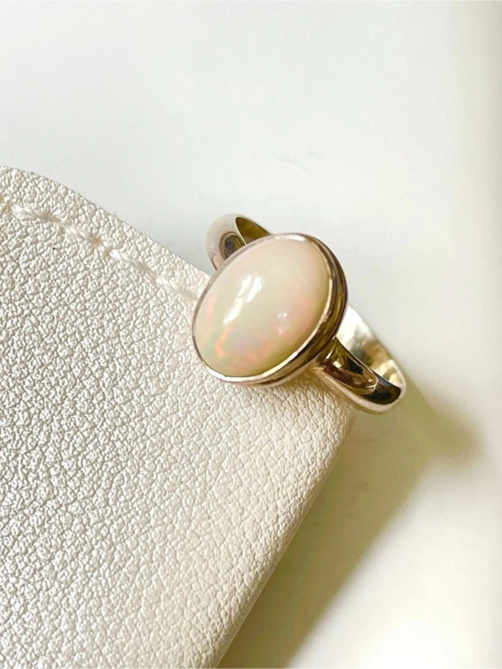 925 Sterling Silver, Ethiopian Opal Ring, US 8, (Oval 10*6mm)